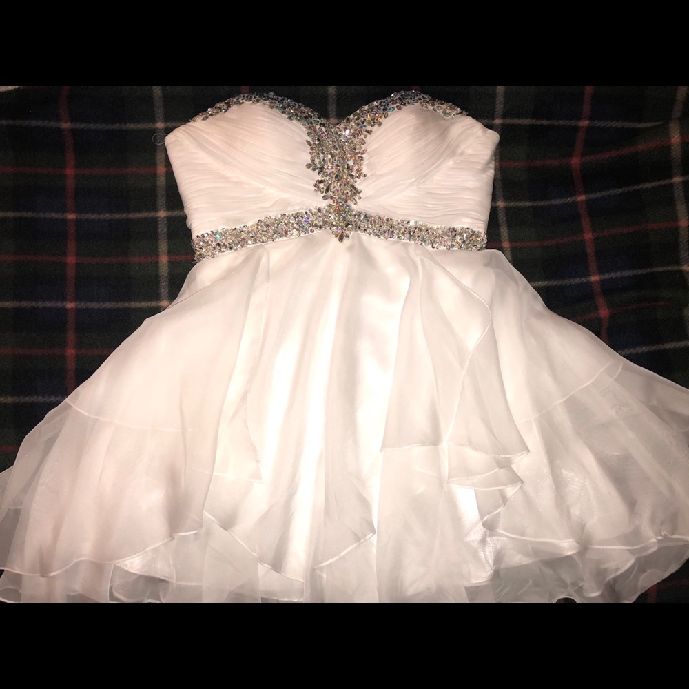 WHITE PARTY DRESS